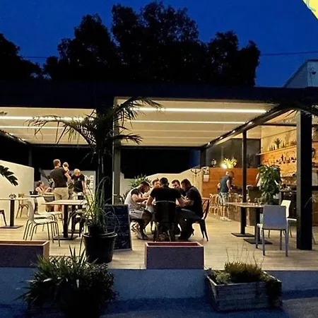 Avec Jacuzzi Et Terrasse A - Api-1-52-310 Bormes-les-Mimosas