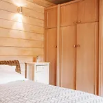 Кемпинг Avec Jacuzzi Et Terrasse A - Api-1-52-310 Борм-ле-Мимоза
